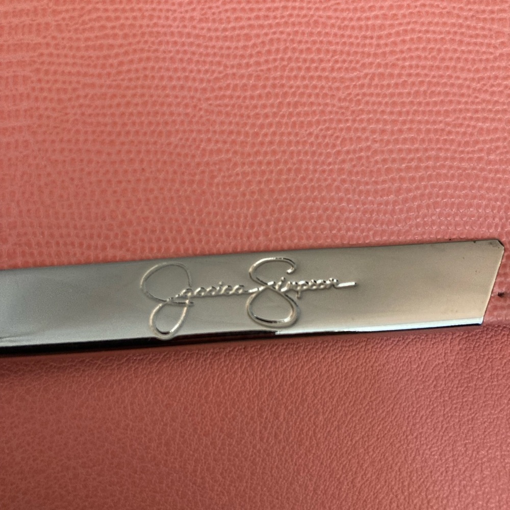 Jessica Simpson clutch
